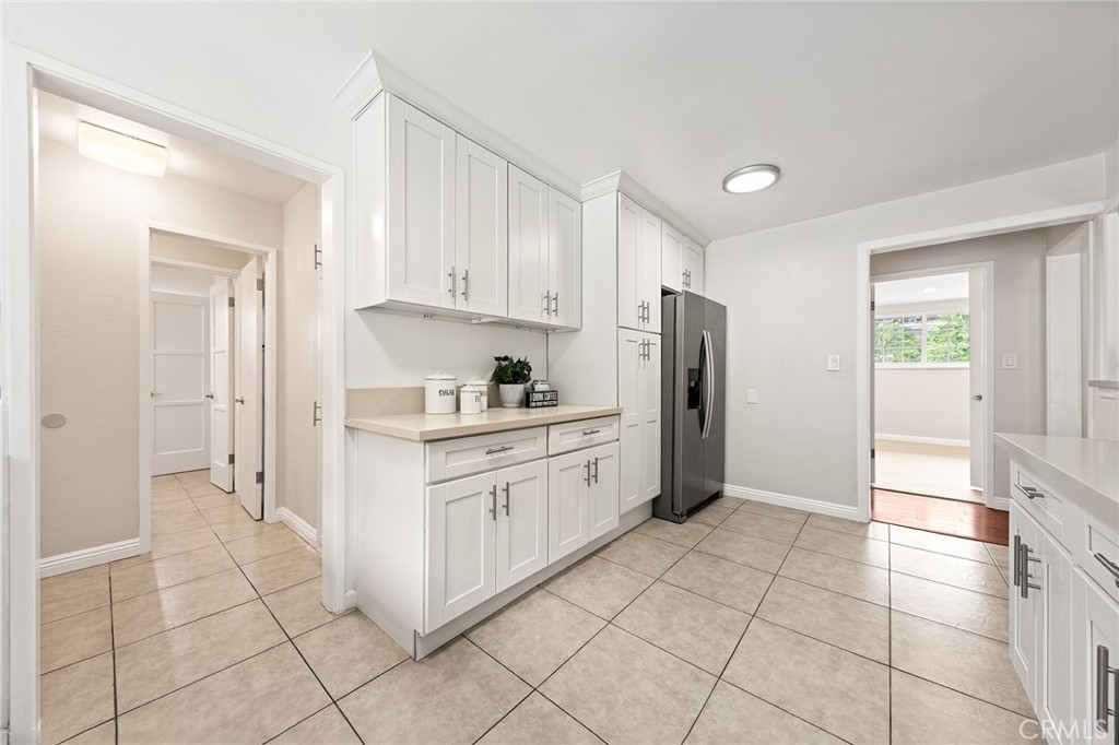 1400 Loma Verde Street