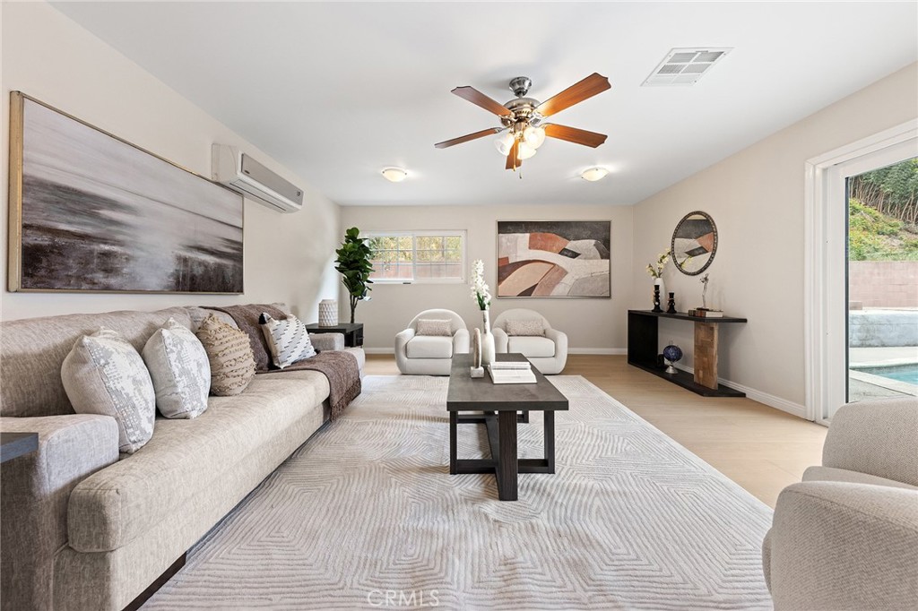 1400 Loma Verde Street