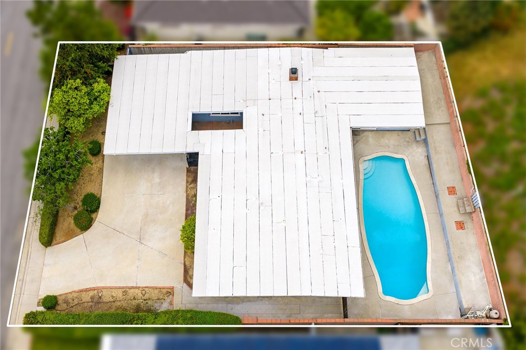 1400 Loma Verde Street