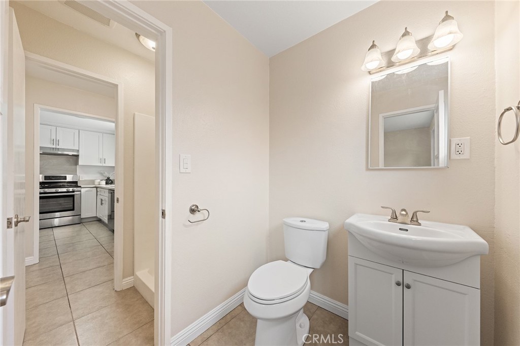 1400 Loma Verde Street