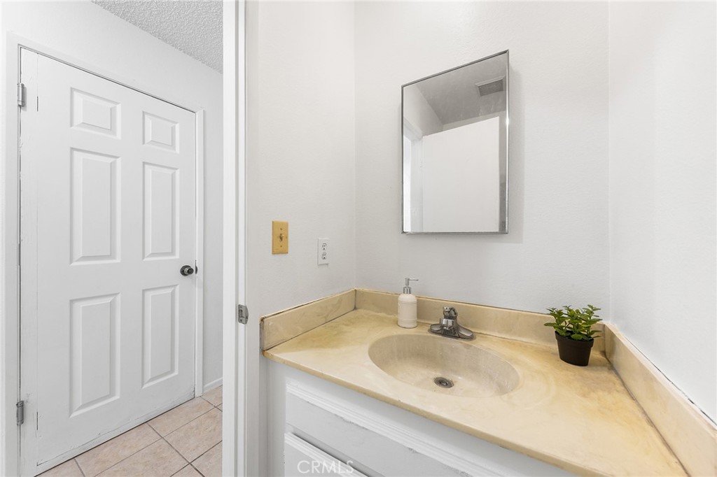 3708 Baldwin Avenue 6