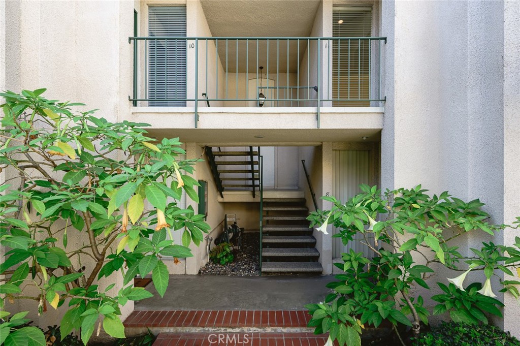 837 Magnolia