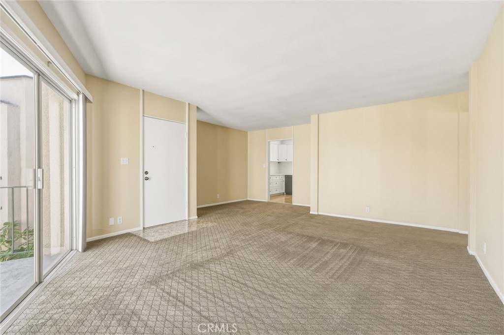 837 Magnolia