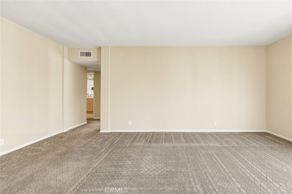 837 Magnolia