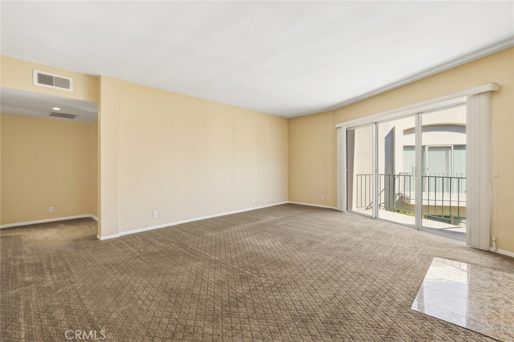 837 Magnolia