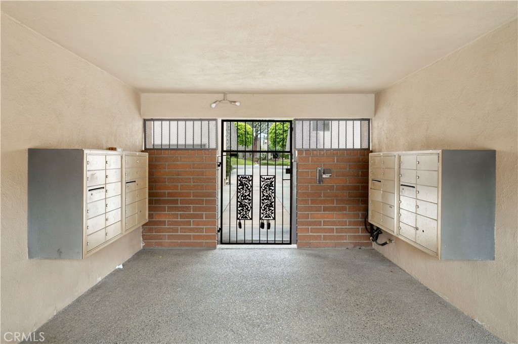 540 Fairview Avenue 27