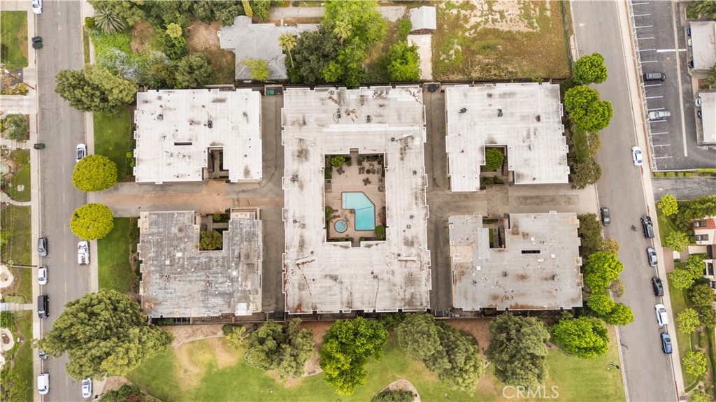 540 Fairview Avenue 27