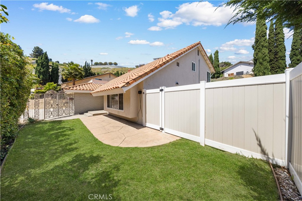 3117 Montellano Avenue