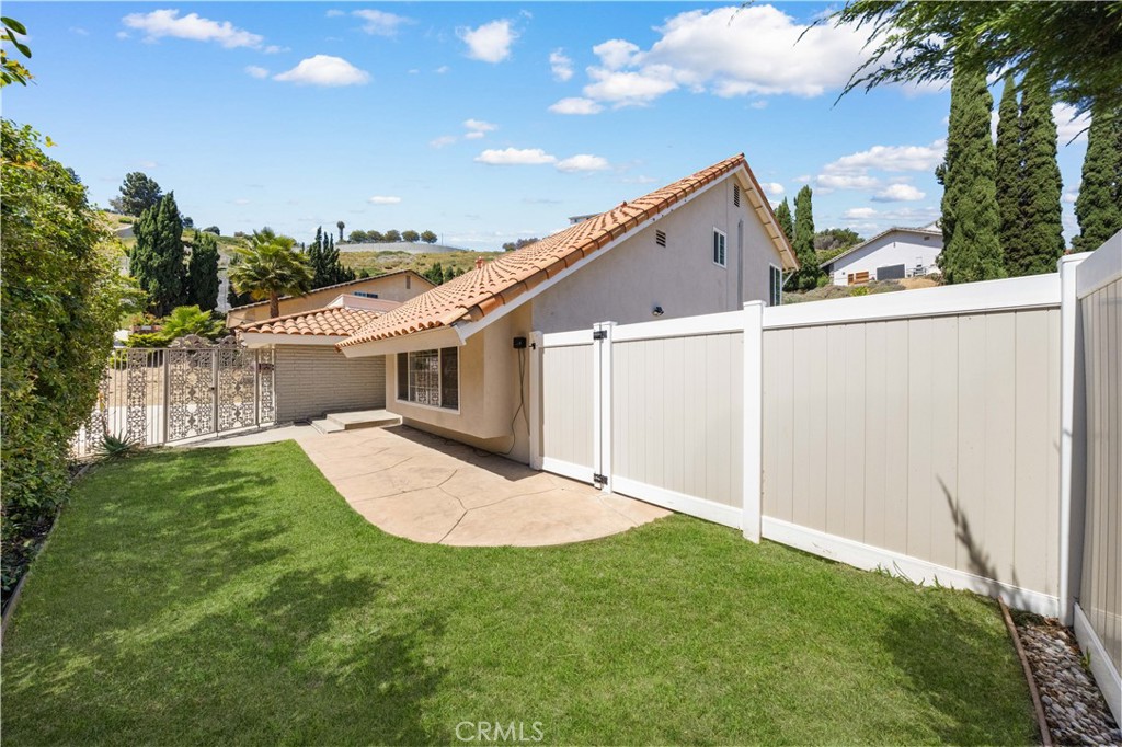 3117 Montellano Avenue