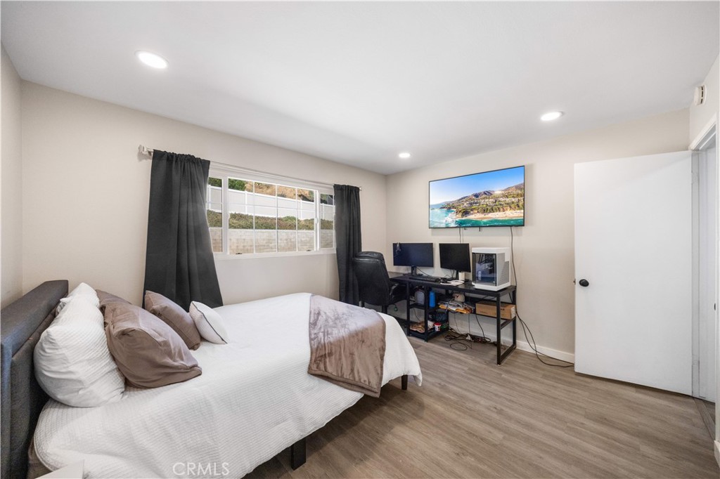 3117 Montellano Avenue