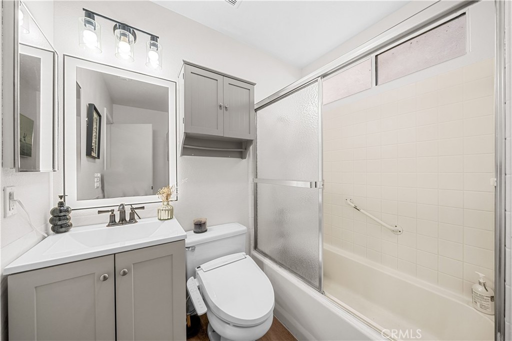 13547 Hatcher