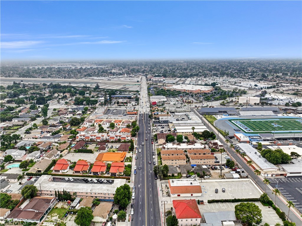 11224 Lower Azusa