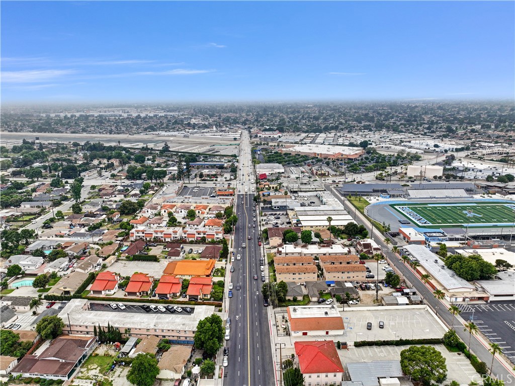 11224 Lower Azusa