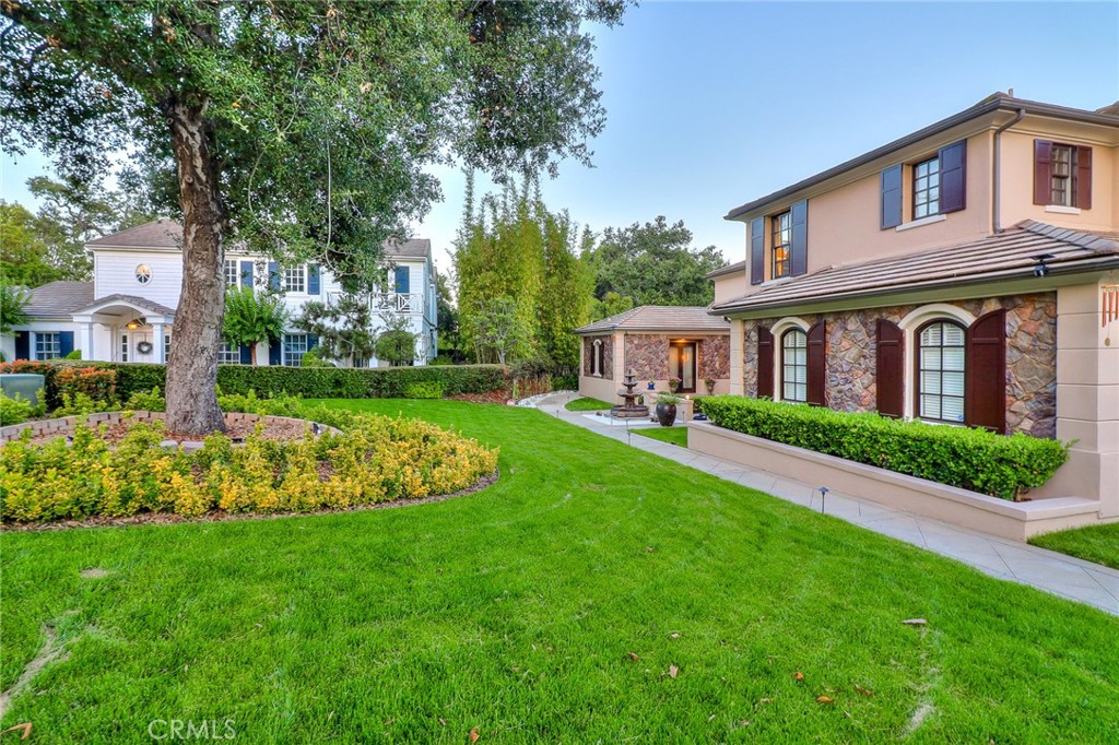 725 Carriage House Drive