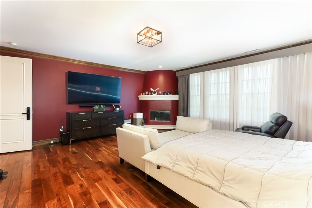 725 Carriage House Drive