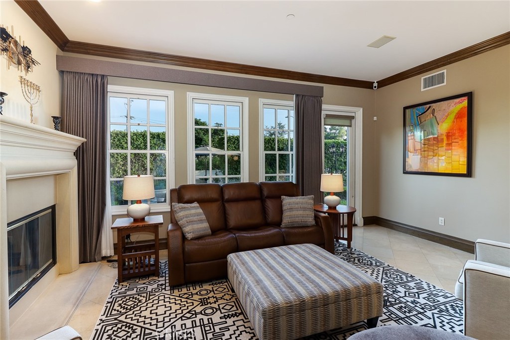 725 Carriage House Drive
