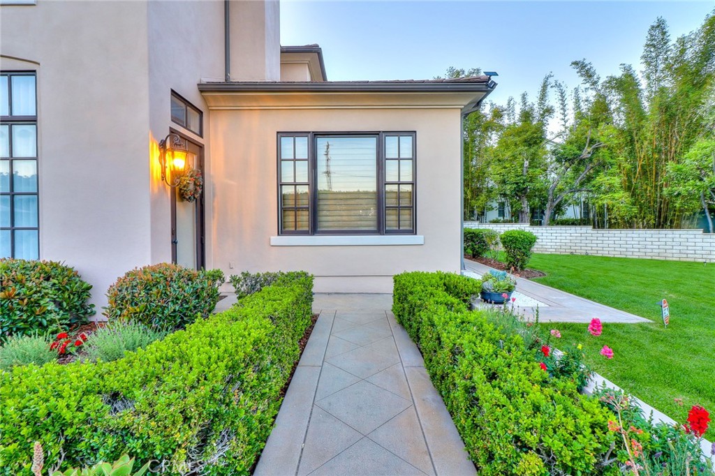 725 Carriage House Drive