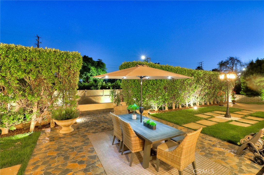 725 Carriage House Drive
