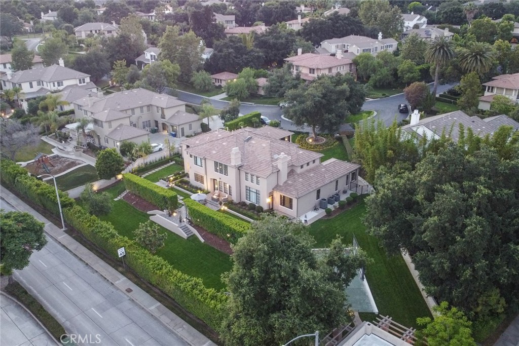 725 Carriage House Drive