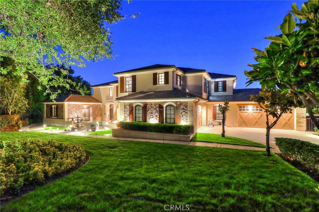 725 Carriage House Drive