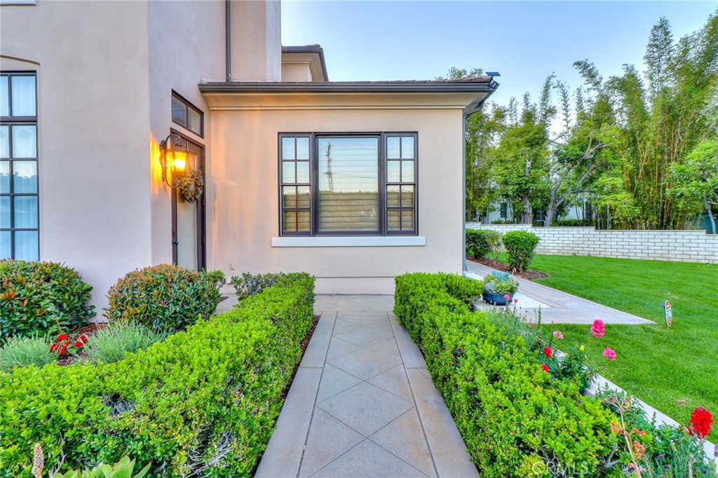 725 Carriage House Drive