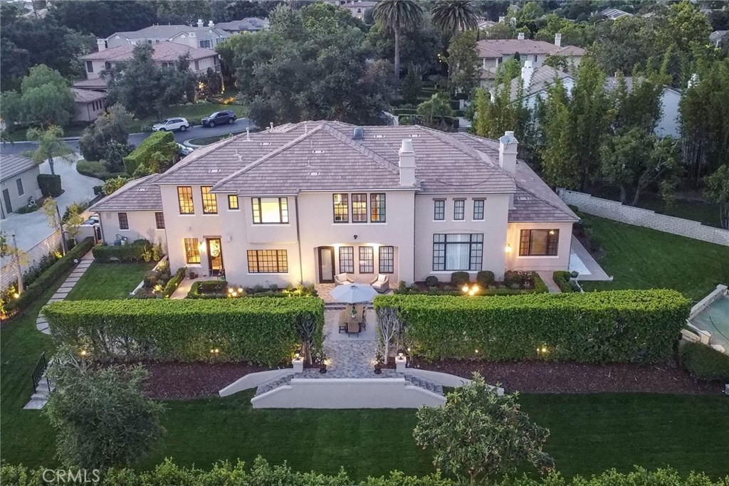 725 Carriage House Drive