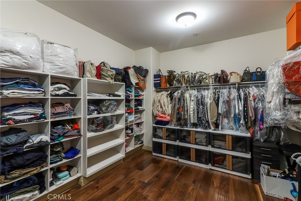 725 Carriage House Drive