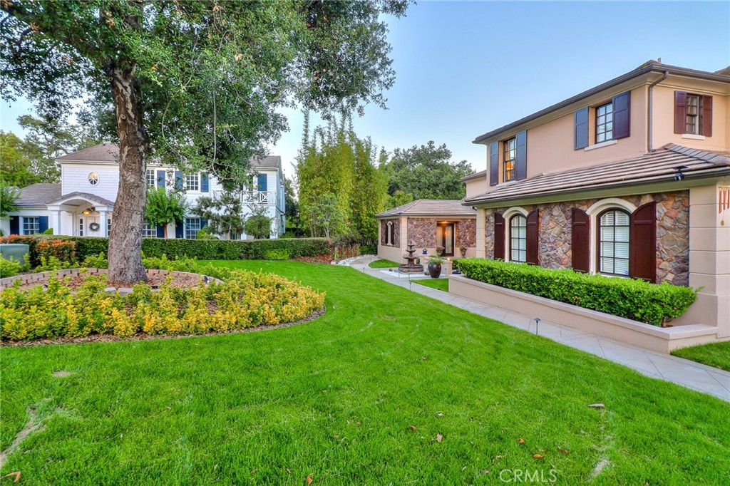 725 Carriage House Drive