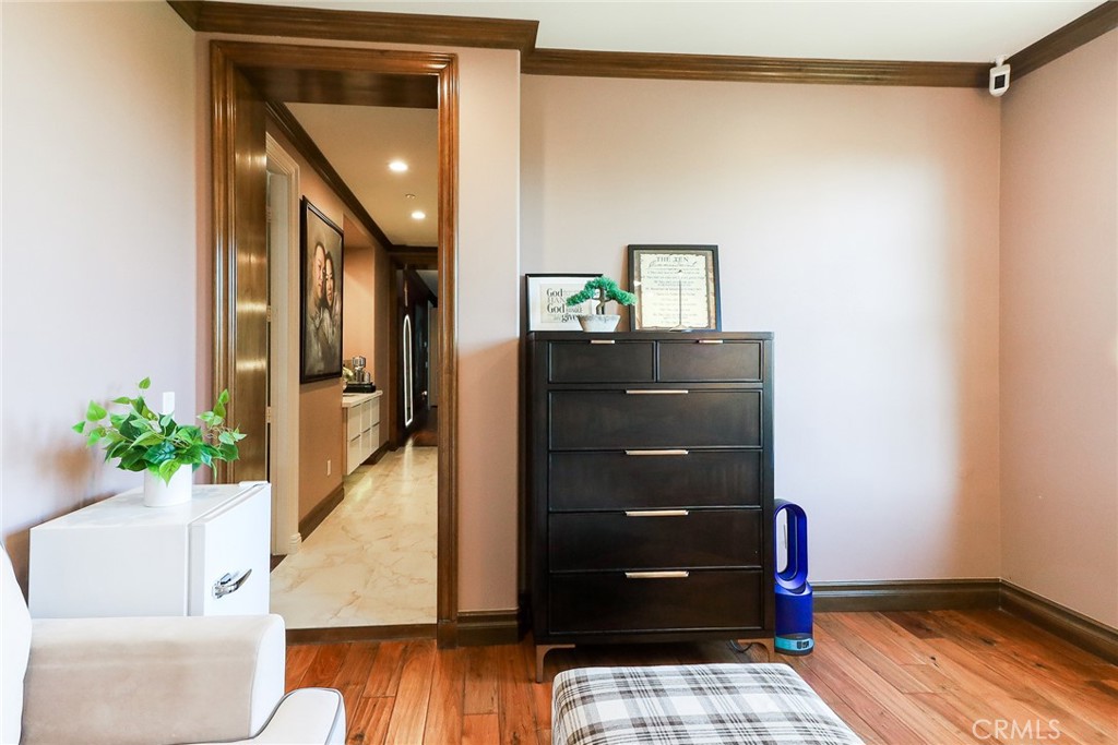 725 Carriage House Drive