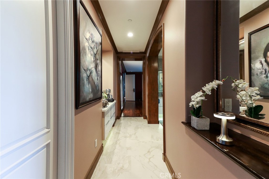 725 Carriage House Drive