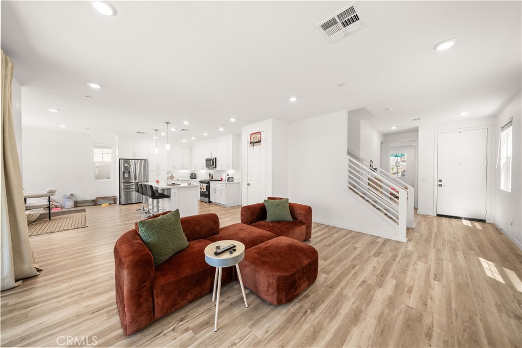 2860 Sapphire Road