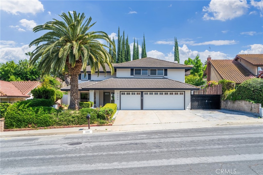 2290 Oldridge