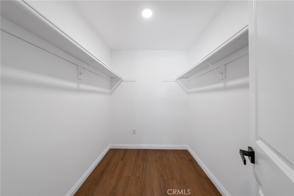 2290 Oldridge