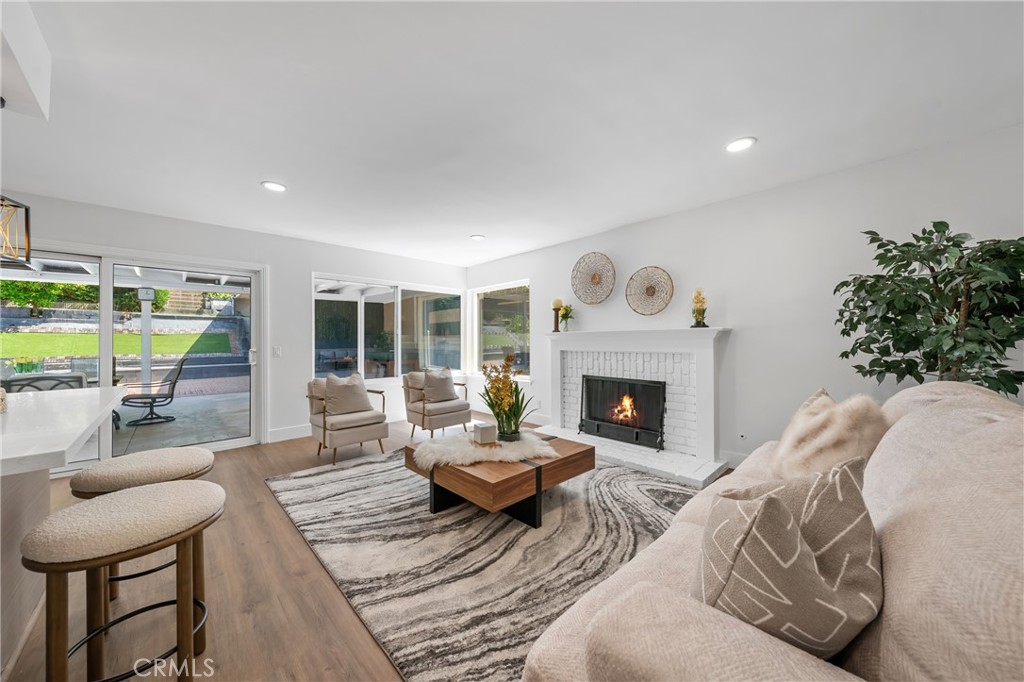 2290 Oldridge