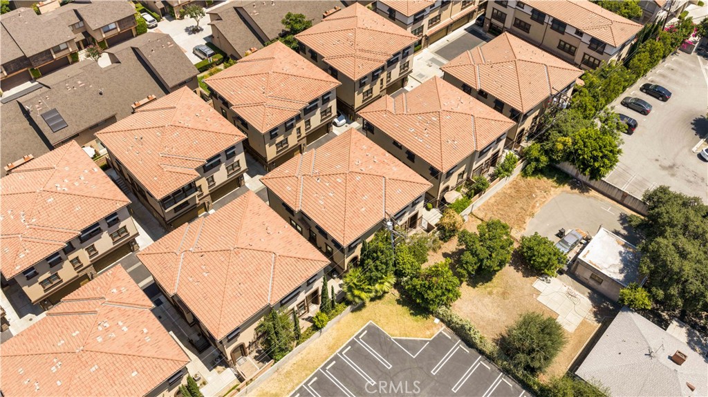 656 West Huntington Drive k-1