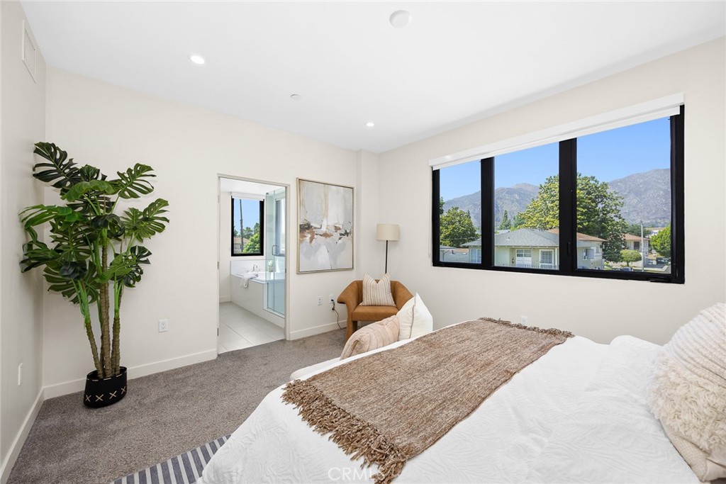 505 N Santa Anita
