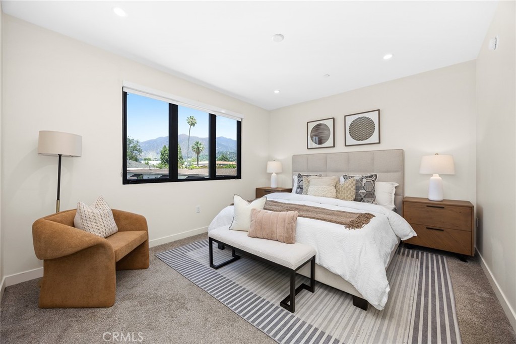 505 N Santa Anita