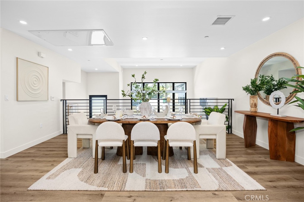 505 N Santa Anita