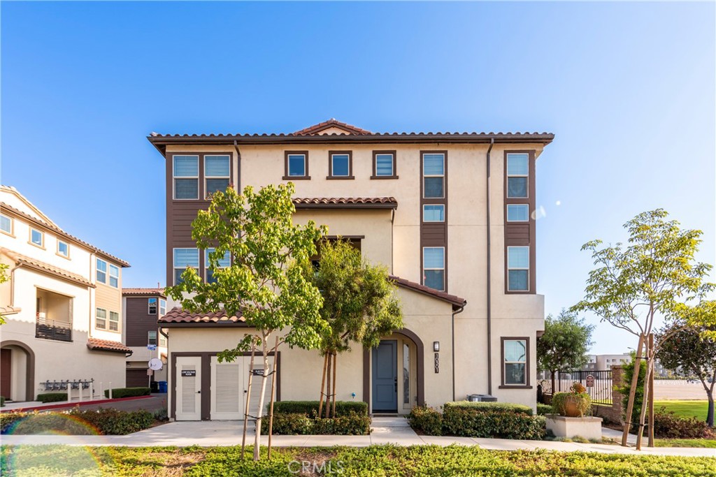 10301 Triple Crown Lane