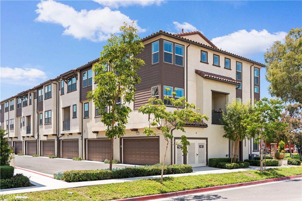 10301 Triple Crown Lane