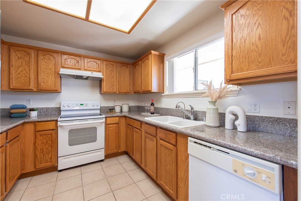 208 N Lincoln Avenue 308