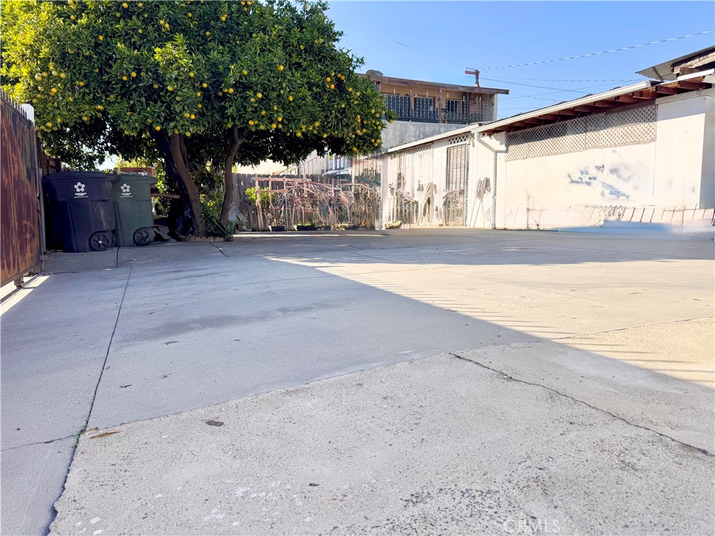 3817 Rosemead Boulevard