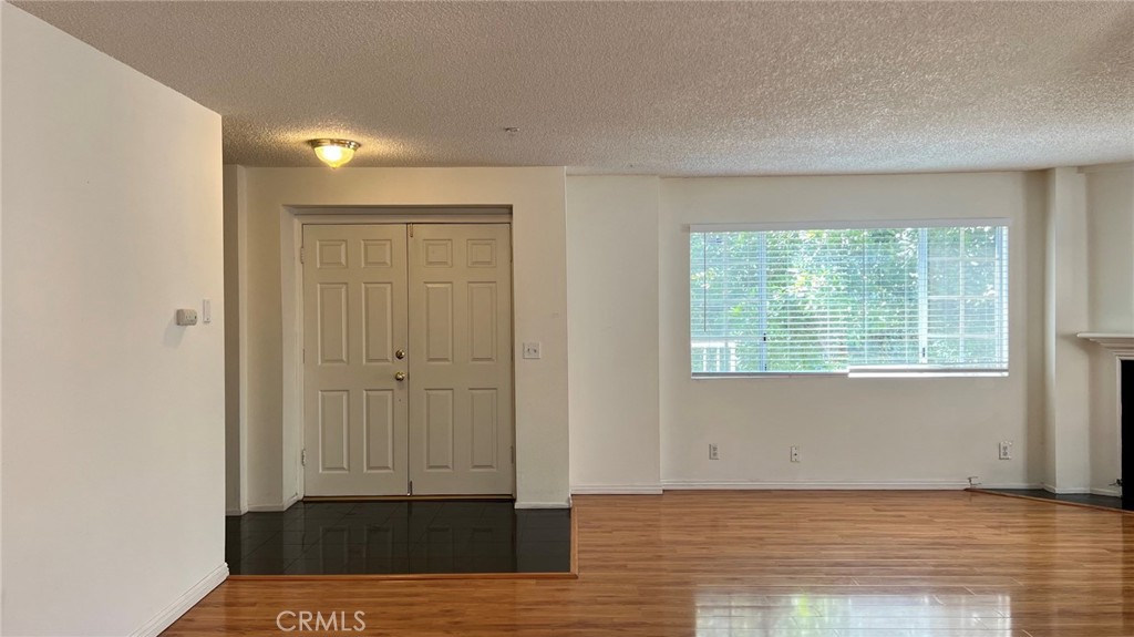 1037 Sunset Boulevard C
