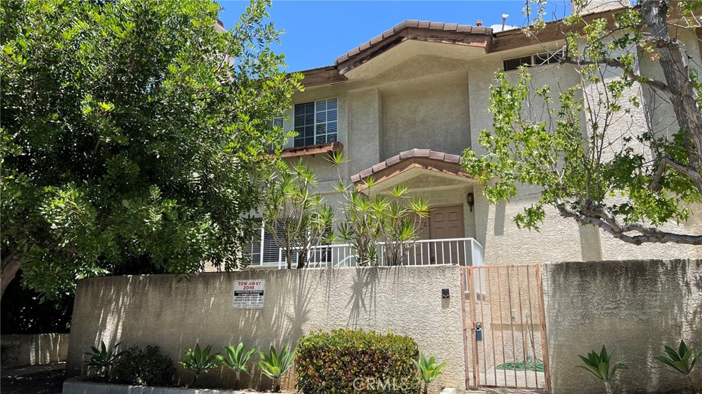 1037 Sunset Boulevard C