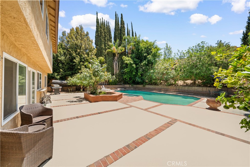 1606 Silver Rain Drive