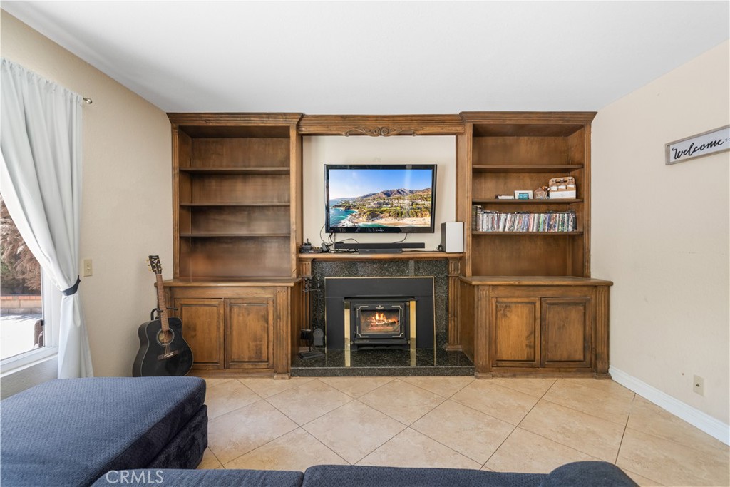1606 Silver Rain Drive