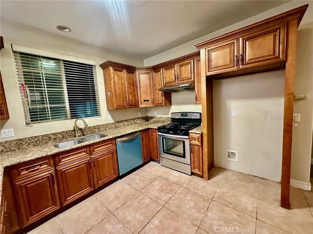 5067 Sereno Dr B