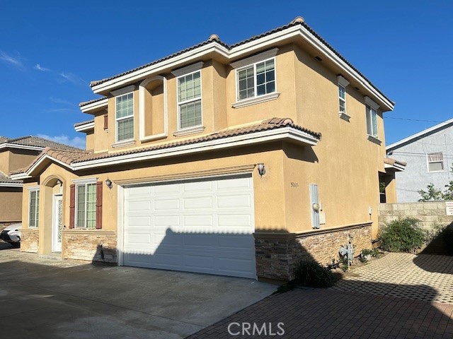5067 Sereno Dr B