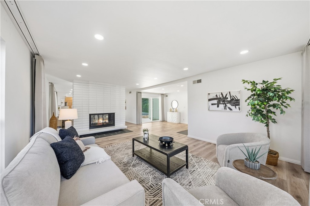 448 E Sandra Avenue