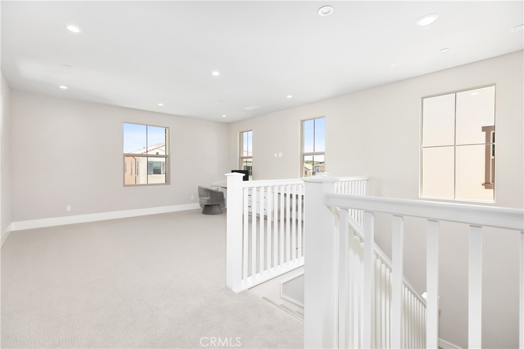 127 Oakstone